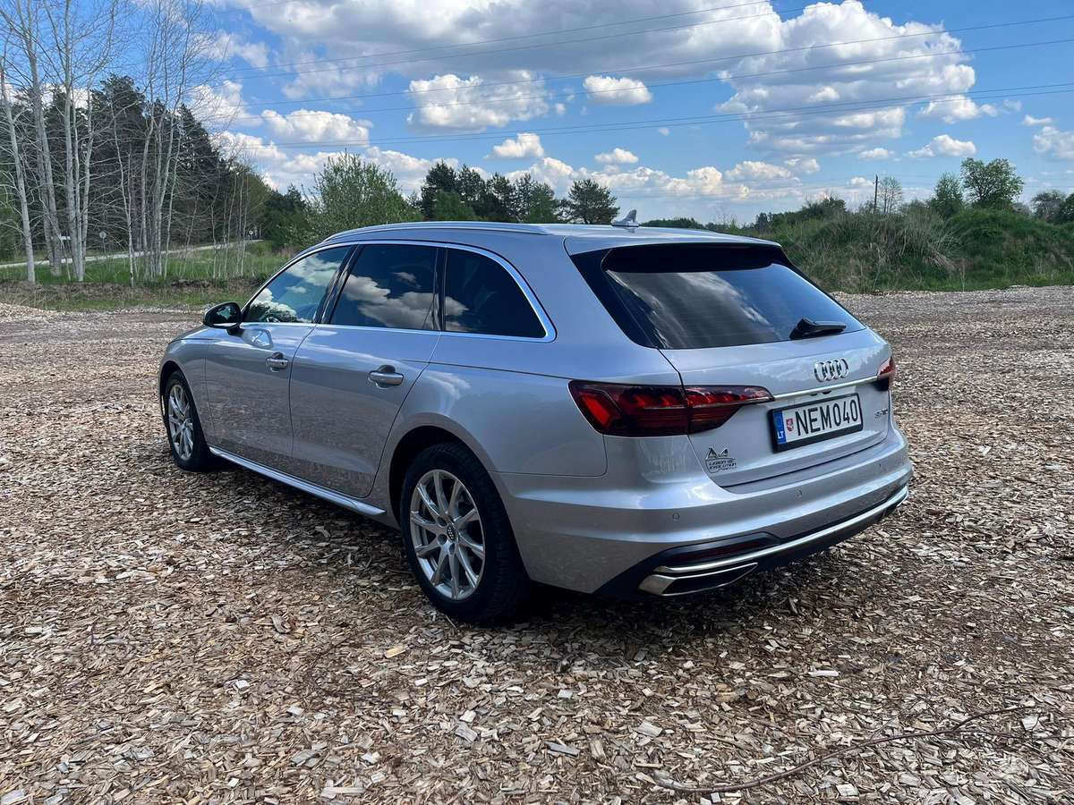 Audi A4, 2.0 l., Универсал