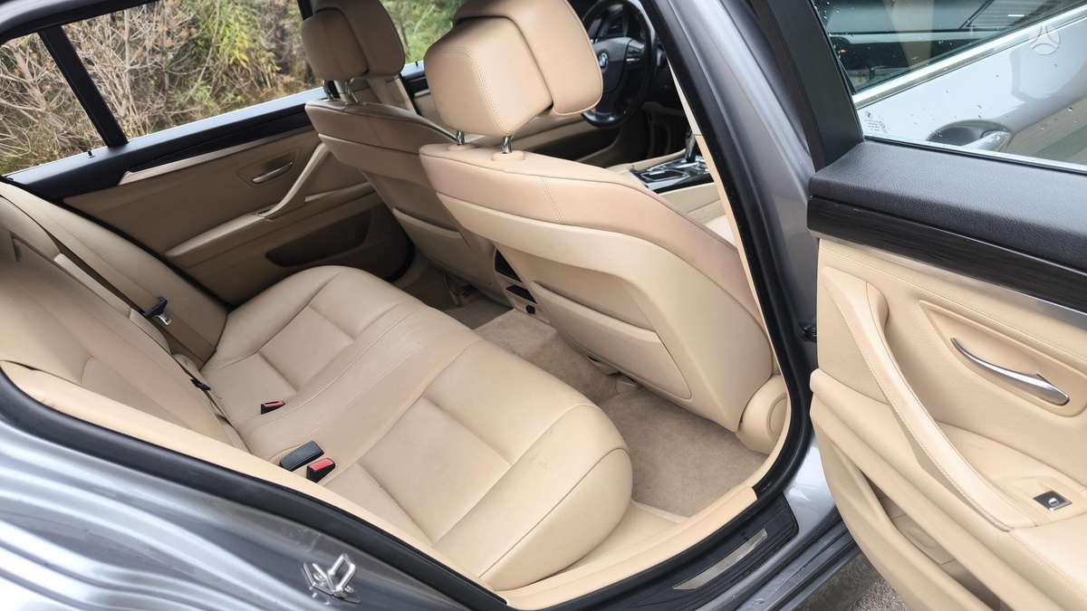BMW 520, 2.0 l., universalas