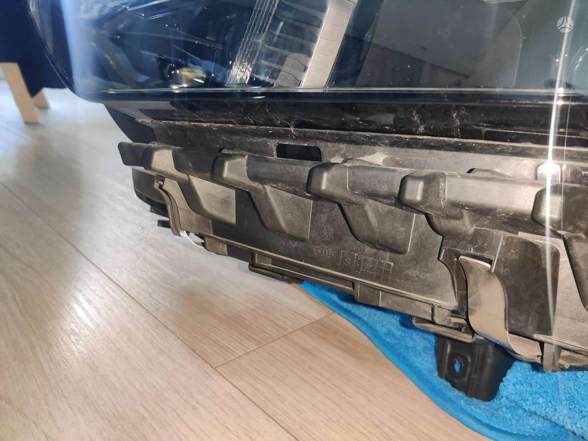 BMW X1, 5A5BD55-02, lights