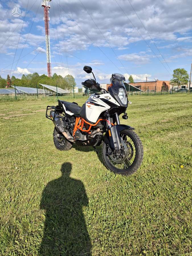 KTM Adventure 1090cc, enduro / adventure