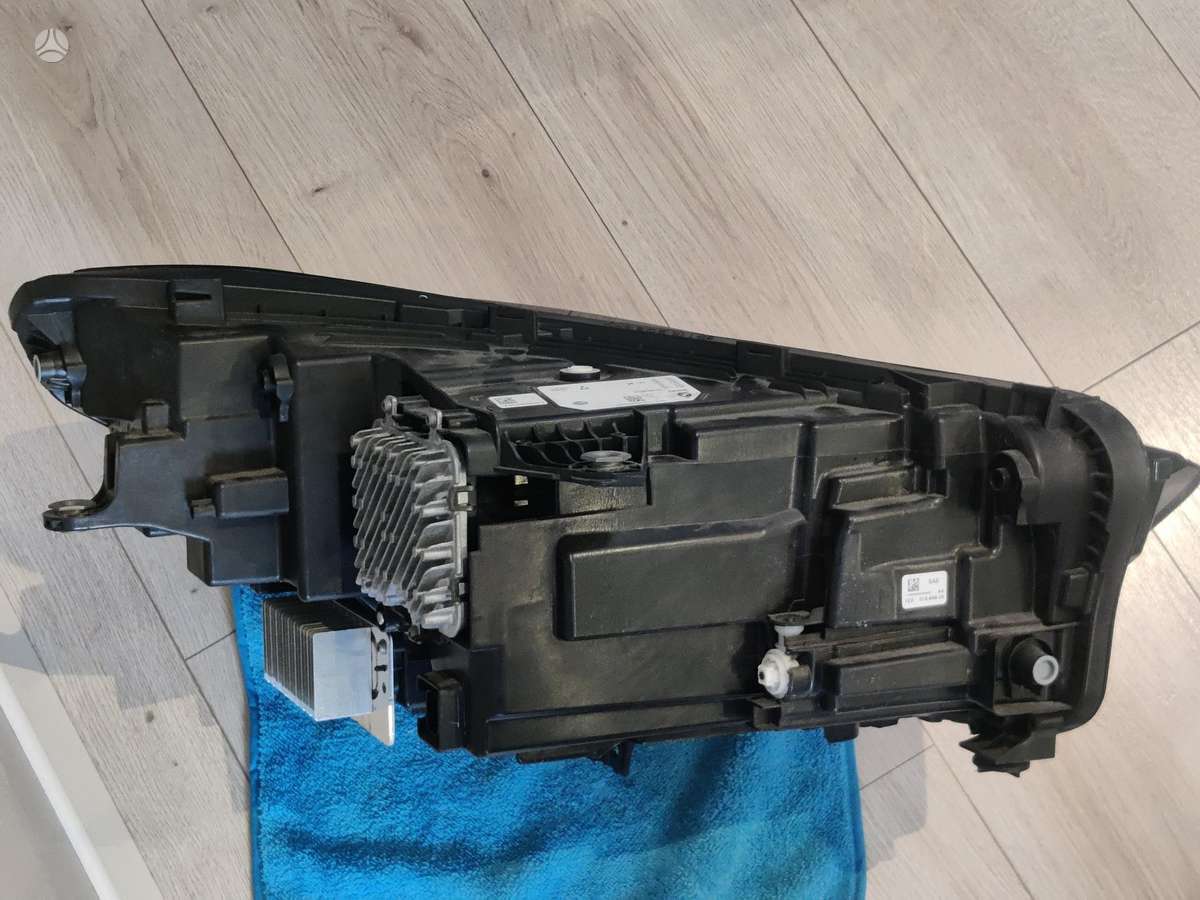 BMW X1, 5A5BD55-02, lights