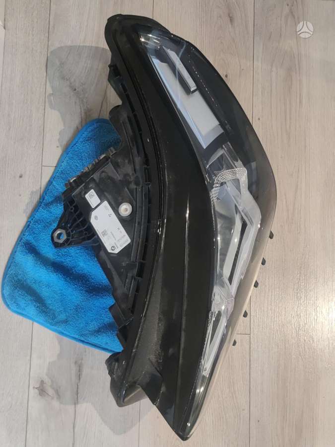 BMW X1, 5A5BD55-02, lights