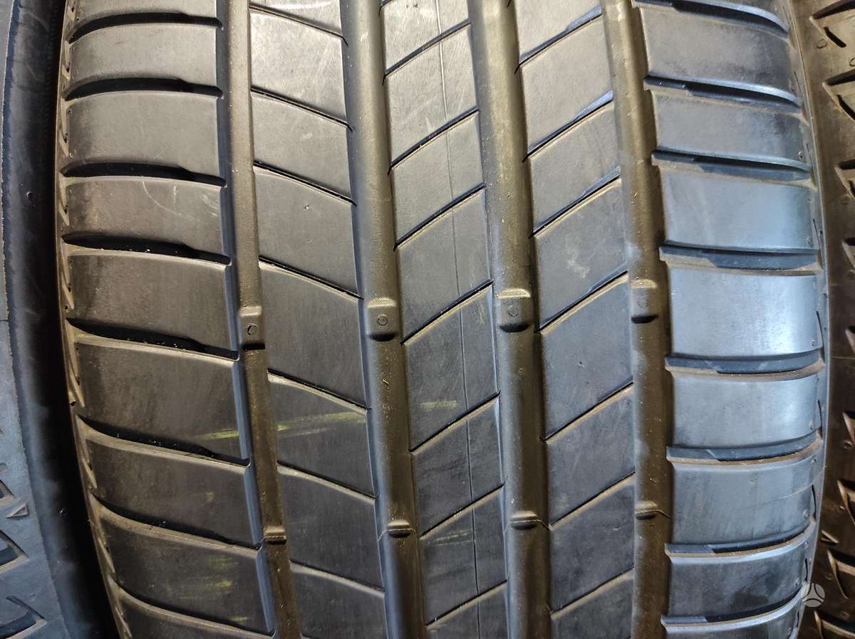 Goodyear, летние 245/40 R19