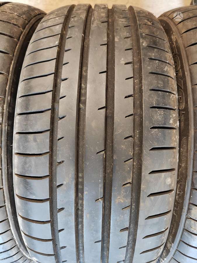 Toyo, vasarinės 215/45 R18