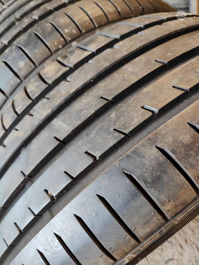 Toyo, летние 215/45 R18