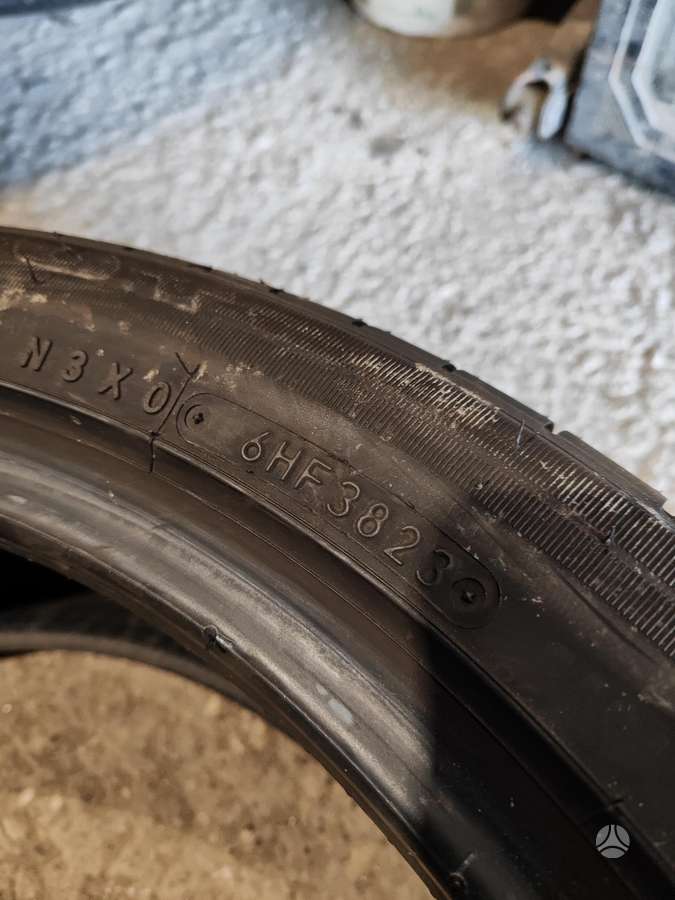 Toyo, летние 215/45 R18