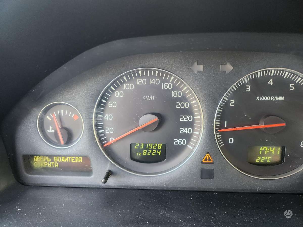 Volvo S60, 2.4 l., Седан