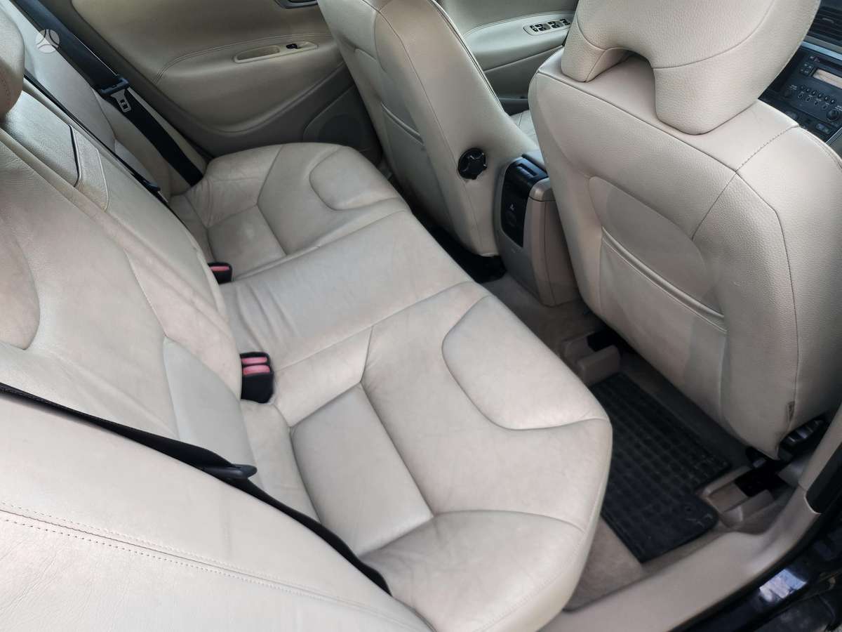 Volvo S60, 2.4 l., Седан