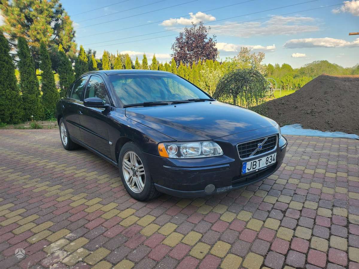Volvo S60, 2.4 l., Седан