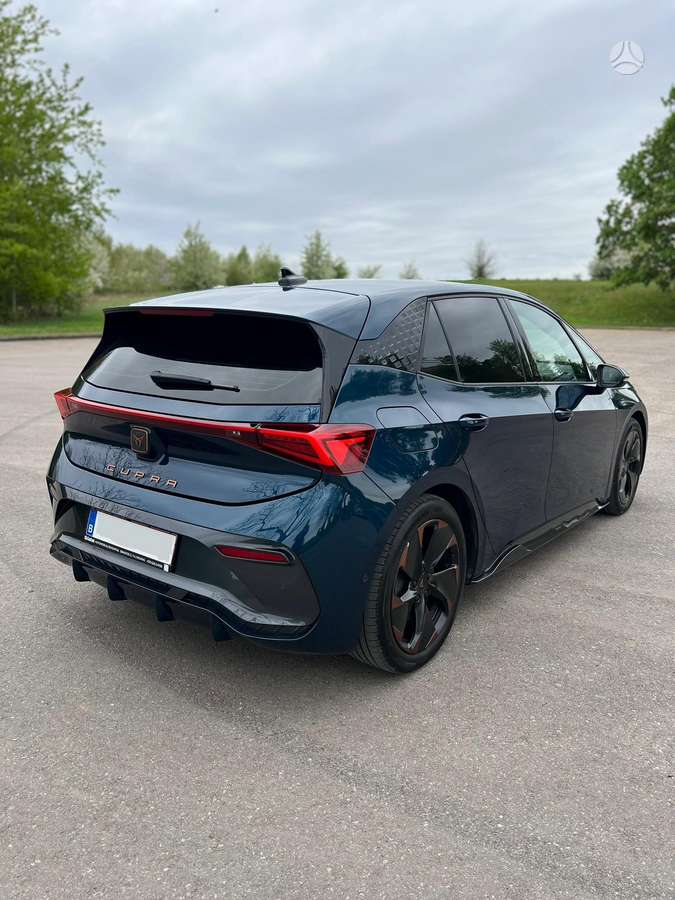 Cupra Born, 62 kWh, hatchback