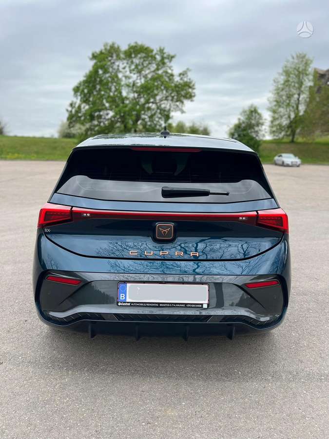 Cupra Born, 62 kWh, hatchback