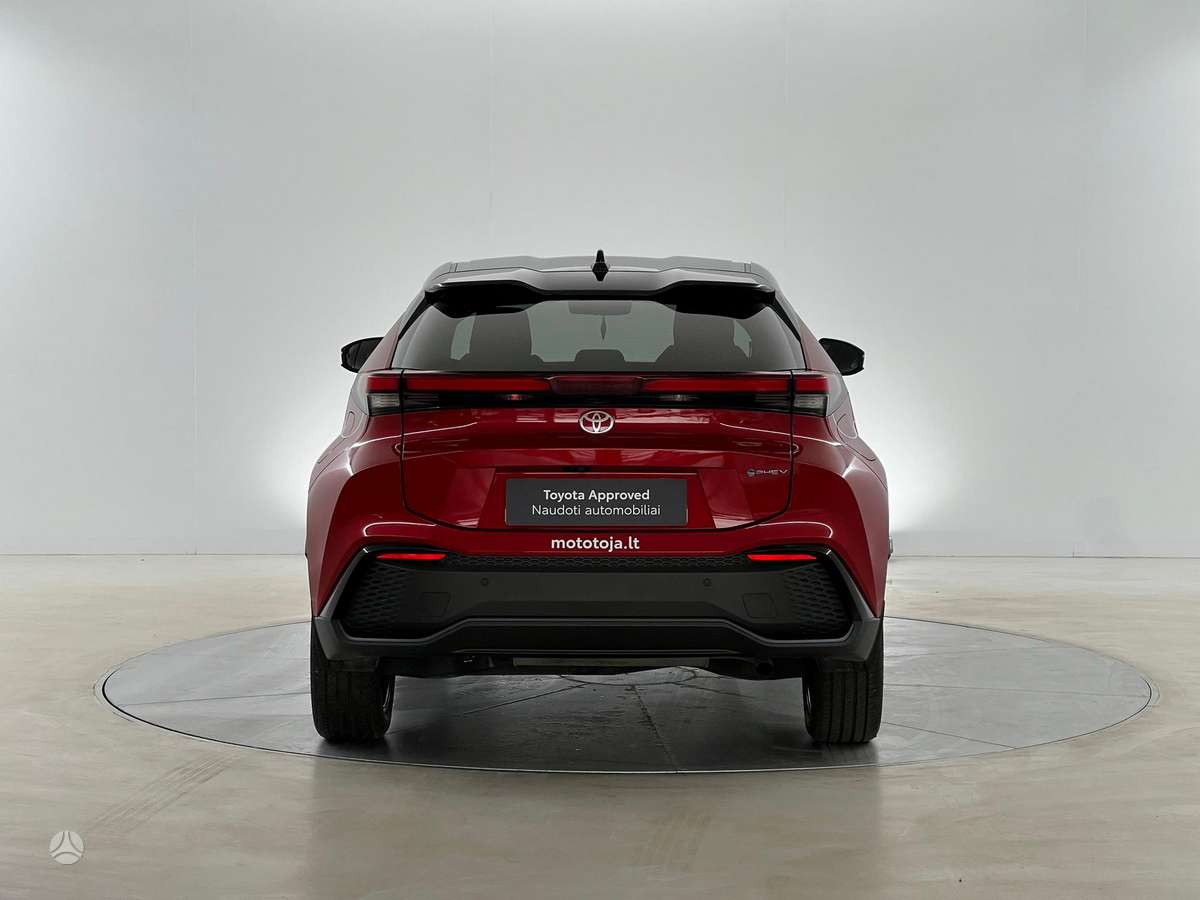 Toyota C-HR - 4