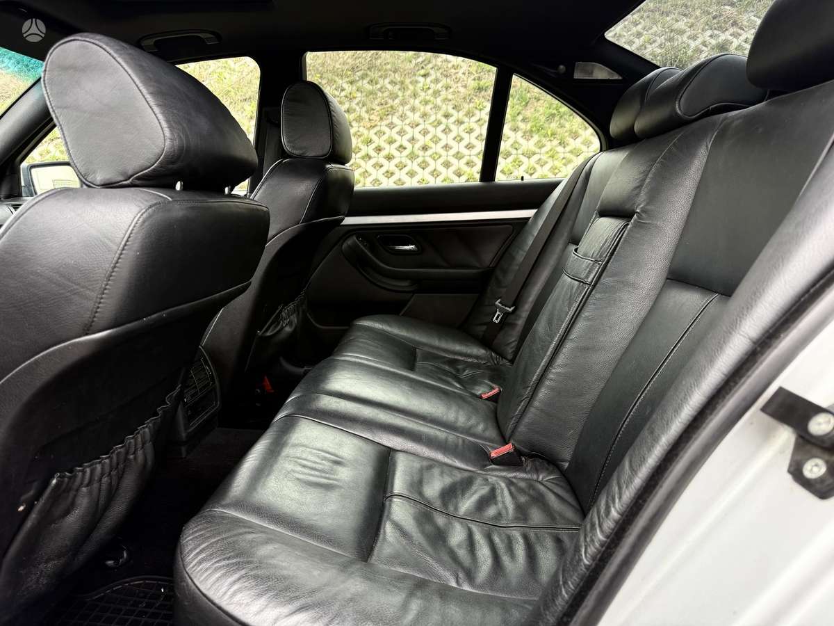 BMW 530, 3.0 l., Седан