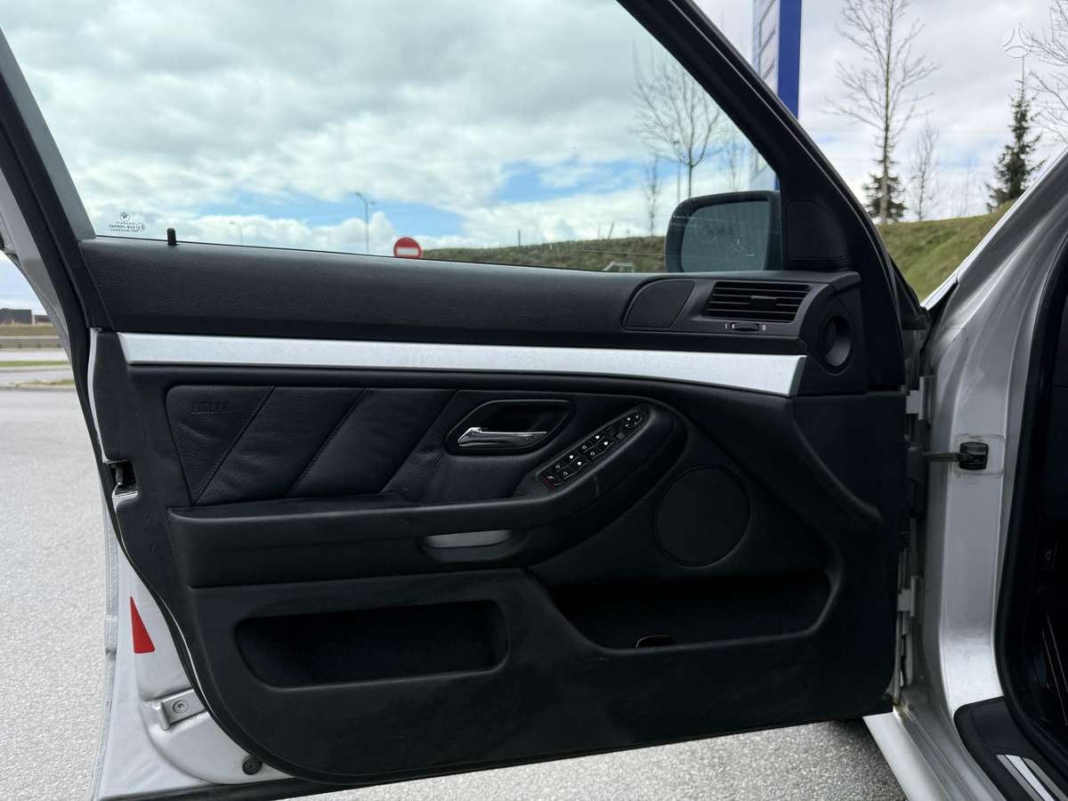 BMW 530, 3.0 l., Седан