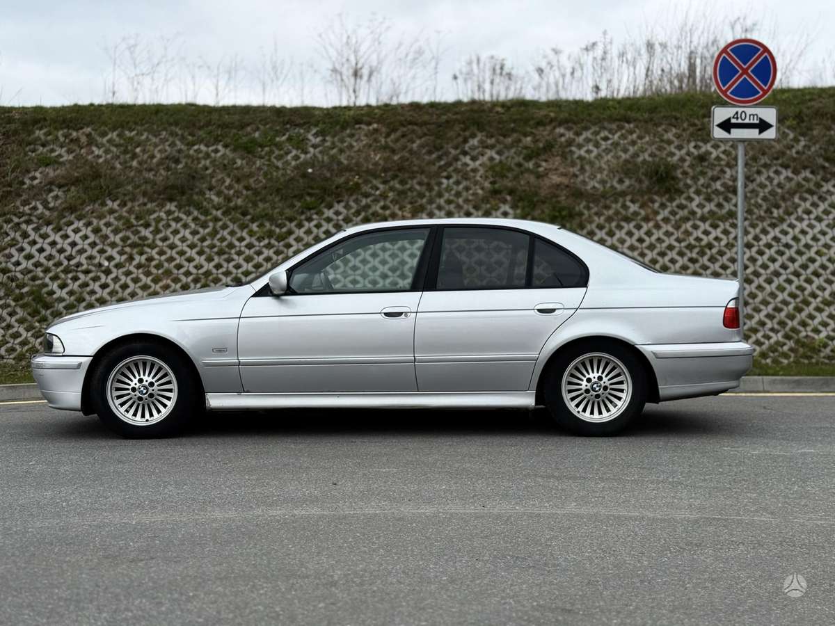 BMW 530, 3.0 l., Седан
