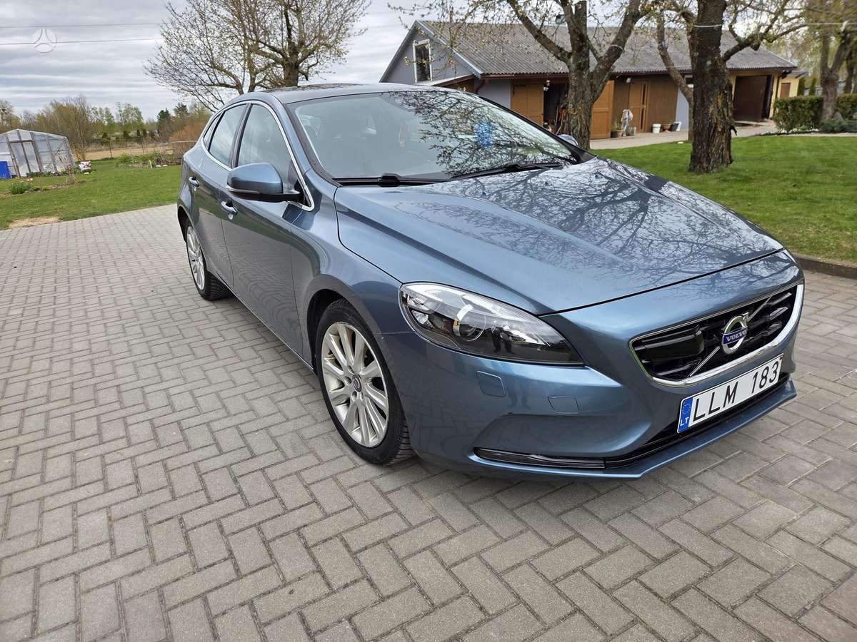 Volvo V40, 1.6 l., hečbekas