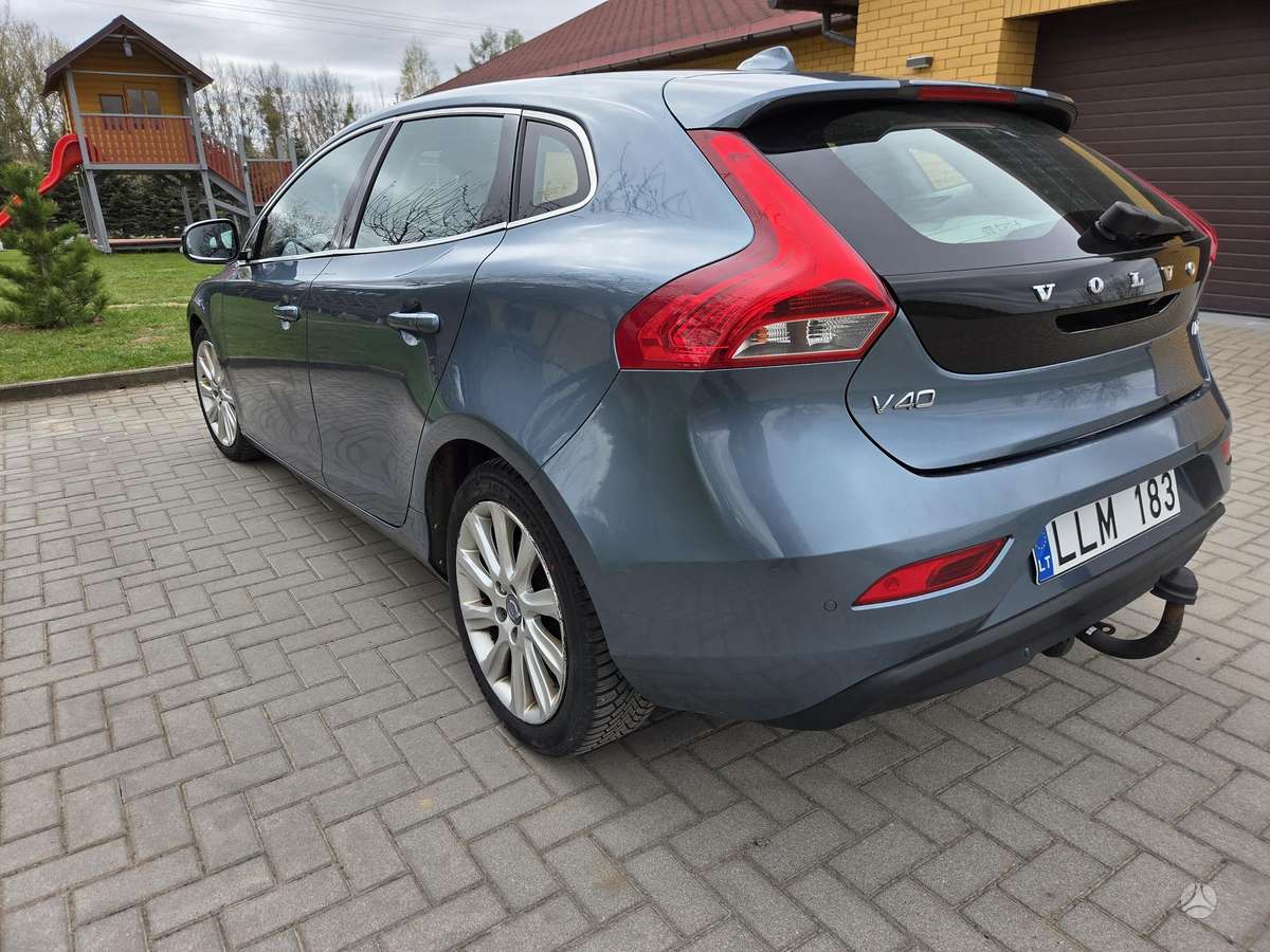 Volvo V40, 1.6 l., hečbekas