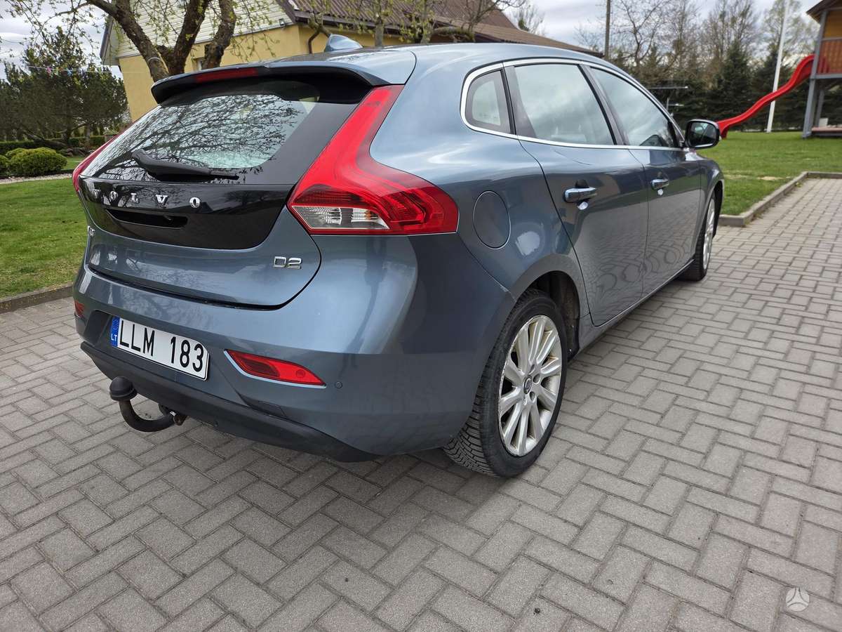 Volvo V40, 1.6 l., hečbekas