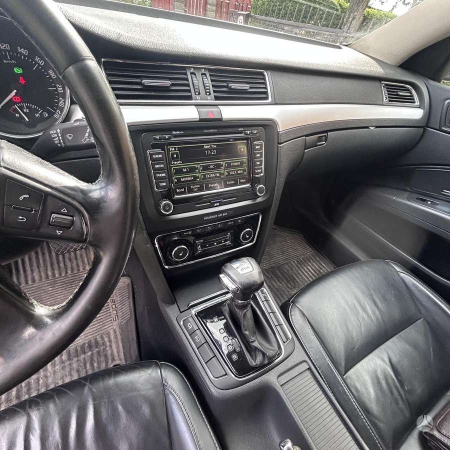 Skoda Superb, 2.0 l., universalas