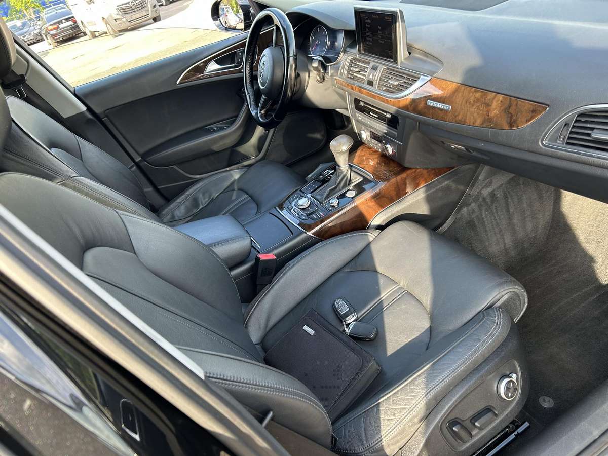 Audi A6, 3.0 l., Седан