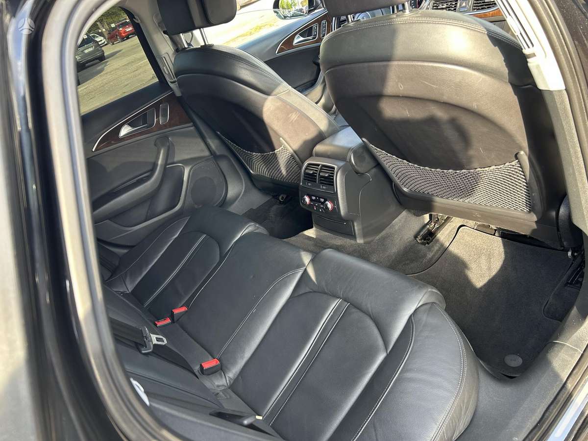 Audi A6, 3.0 l., Седан