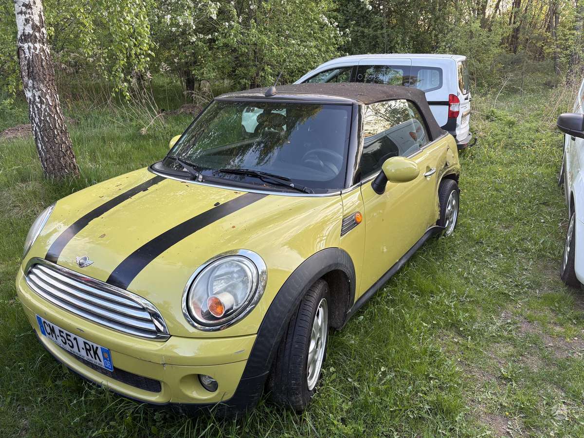 Mini Cooper, 1.6 l., convertible