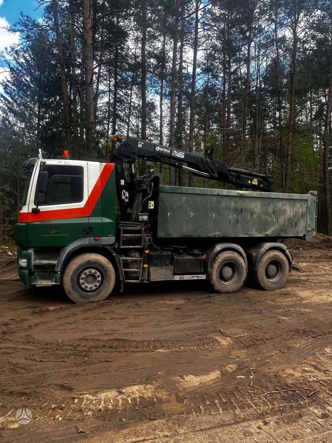 DAF Cf85, savivarčiai su kranu