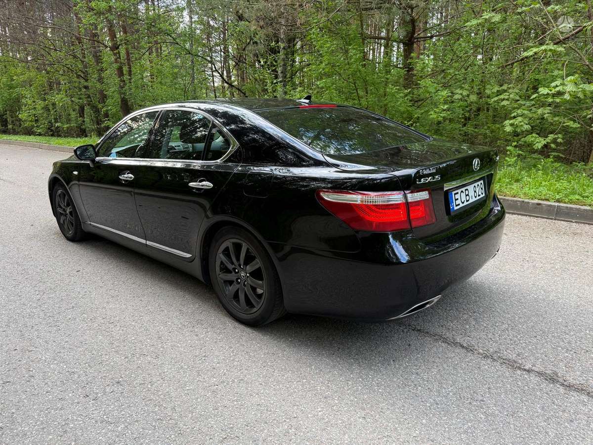 Lexus LS 460, 4.6 l., Седан