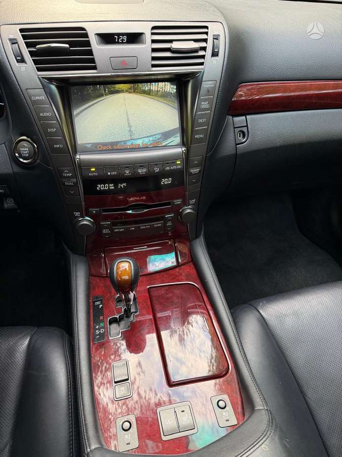 Lexus LS 460, 4.6 l., Седан
