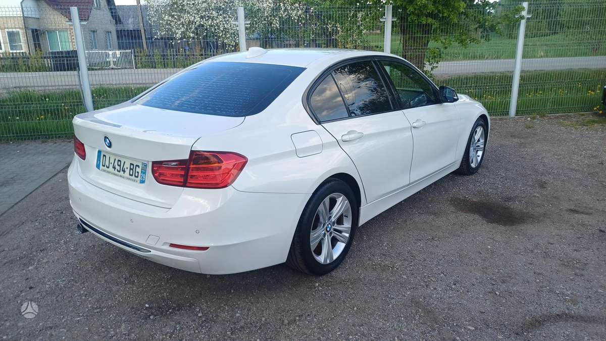 BMW 320, 2.0 l., Седан