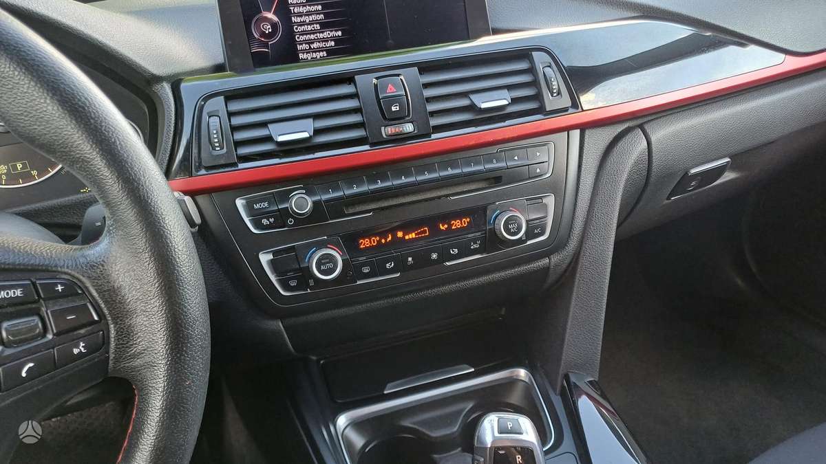 BMW 320, 2.0 l., Седан