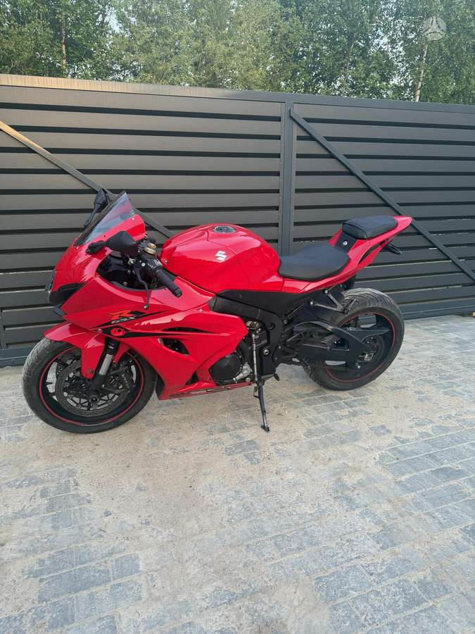 Suzuki GSX-R 1000cc, superbikes