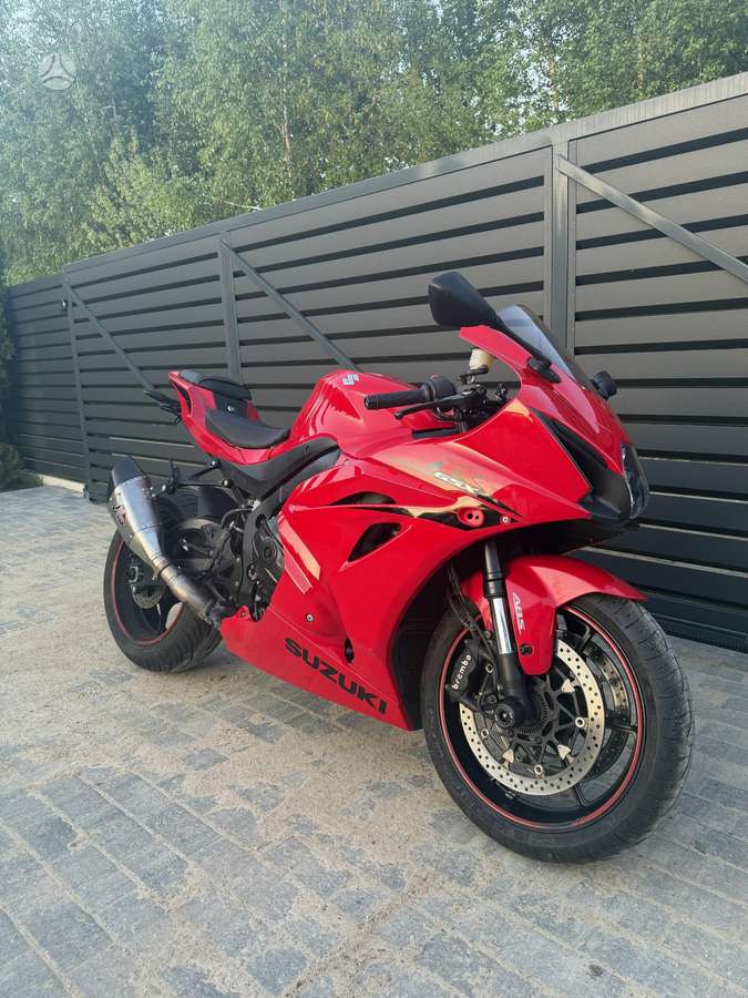 Suzuki GSX-R 1000cc, superbikes