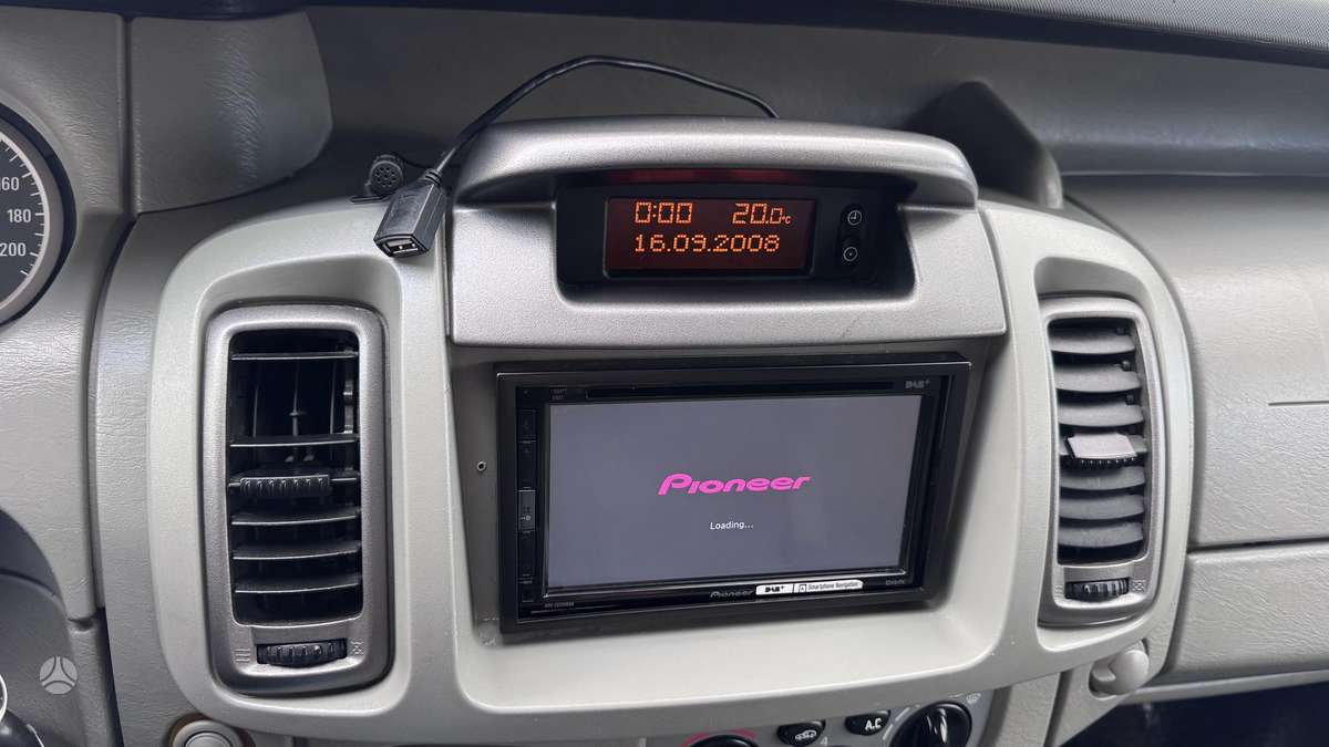 Opel Vivaro, 2.0 l., passenger minibus