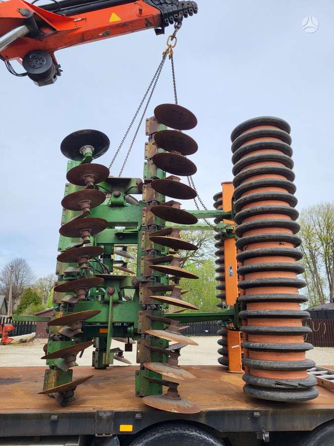 Amazone CATROS 5000, scrapers, scrubbers