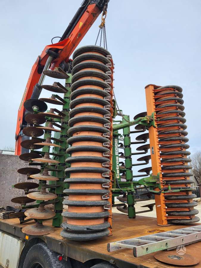Amazone CATROS 5000, скребки, скрубберы