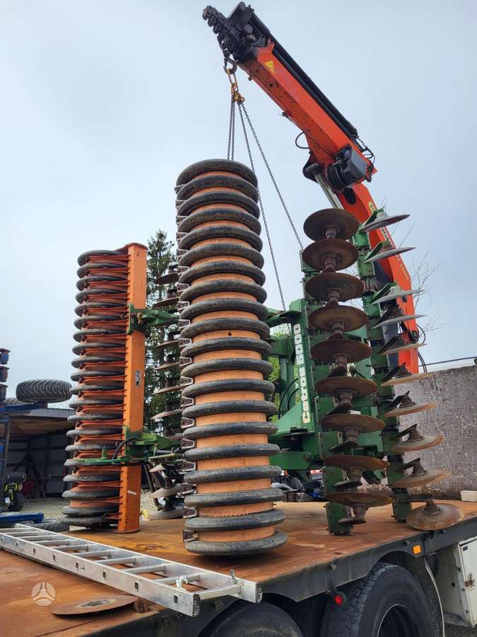 Amazone CATROS 5000, скребки, скрубберы