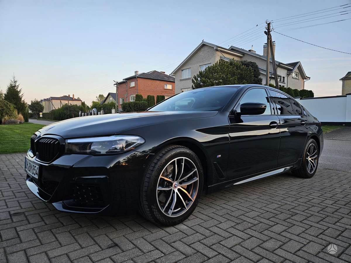 BMW 520, 2.0 l., saloon / sedan