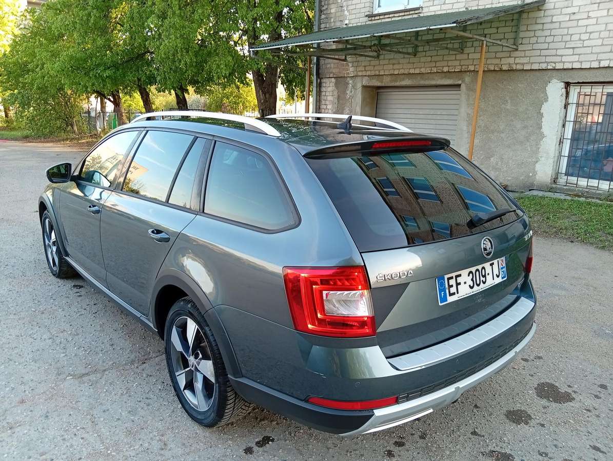 Skoda Octavia Scout, 2.0 l., Универсал
