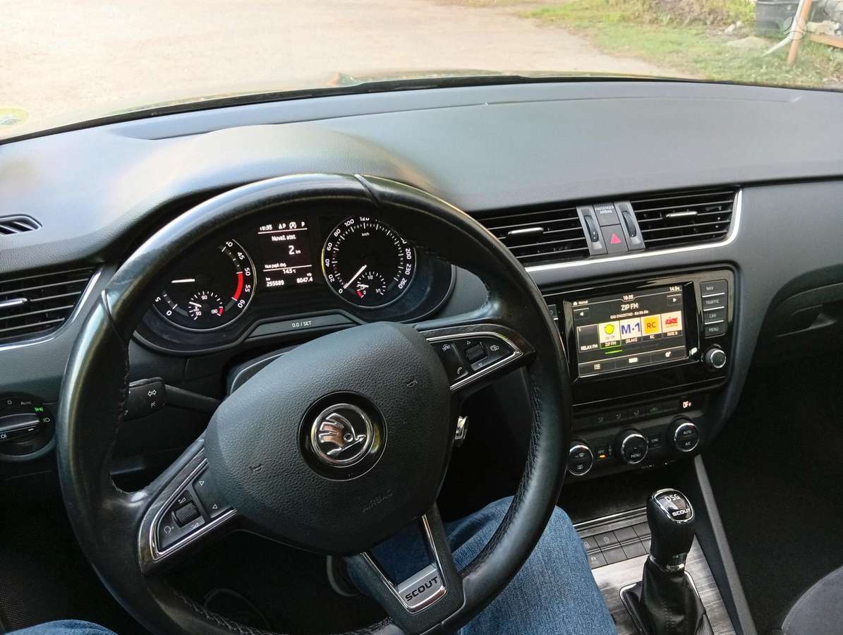 Skoda Octavia Scout, 2.0 l., Универсал