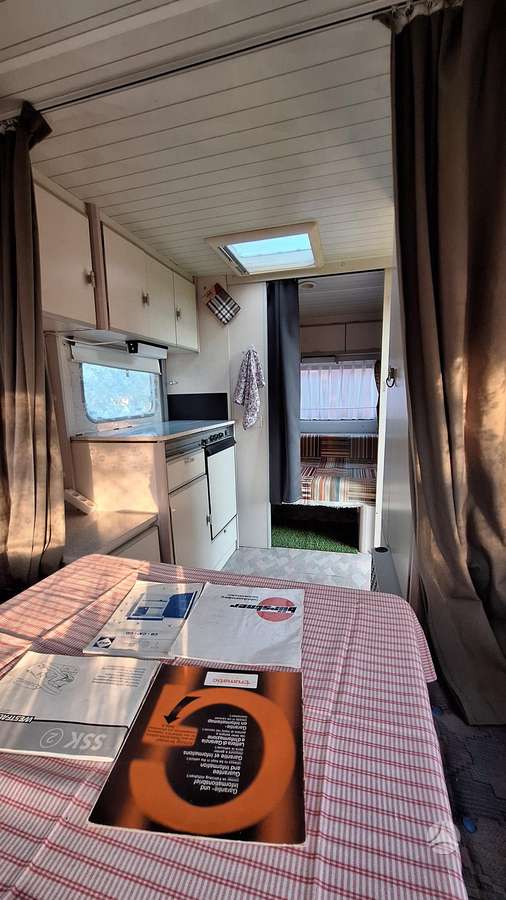 Bürstner 3908, кемперы