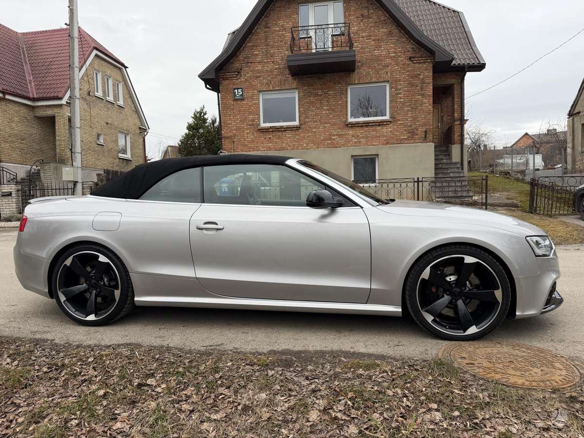 Audi RS 5, 4.2 l., convertible
