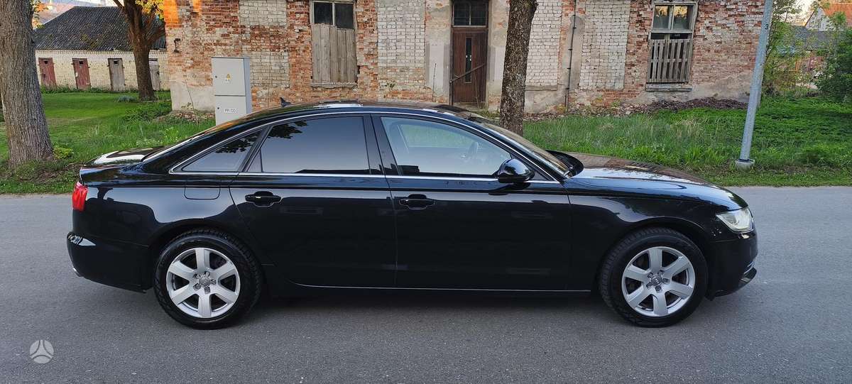 Audi A6, 3.0 l., Седан