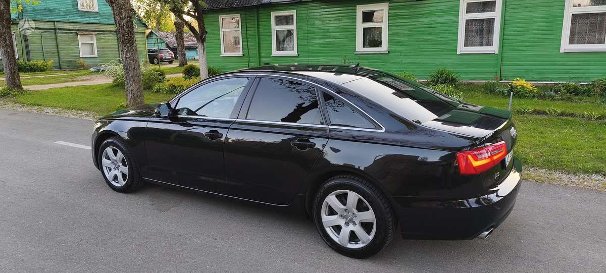 Audi A6, 3.0 l., Седан