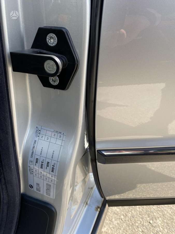 BMW 730, 2.9 l., Седан