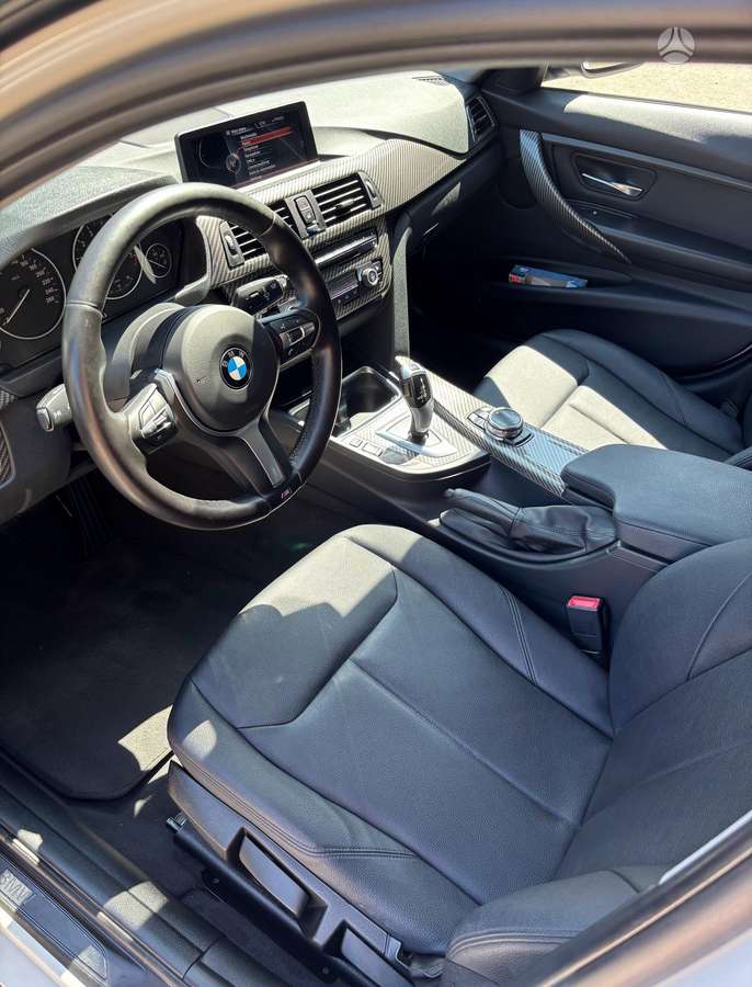 BMW 320, 2.0 l., Седан