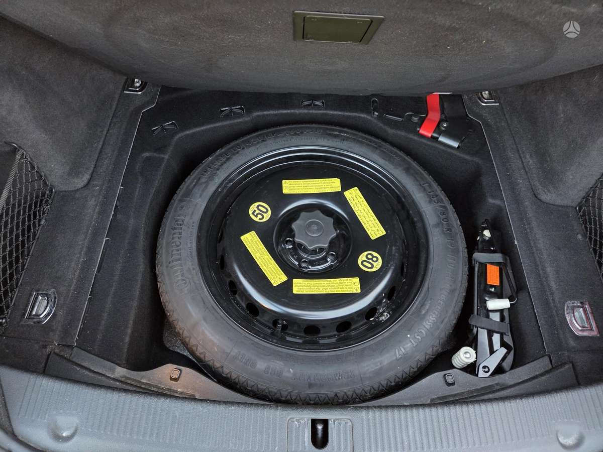 Audi A8, 3.0 l., sedanas