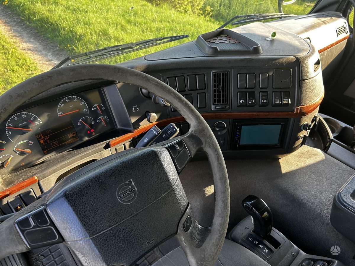 Volvo FM, dumpers / tippers