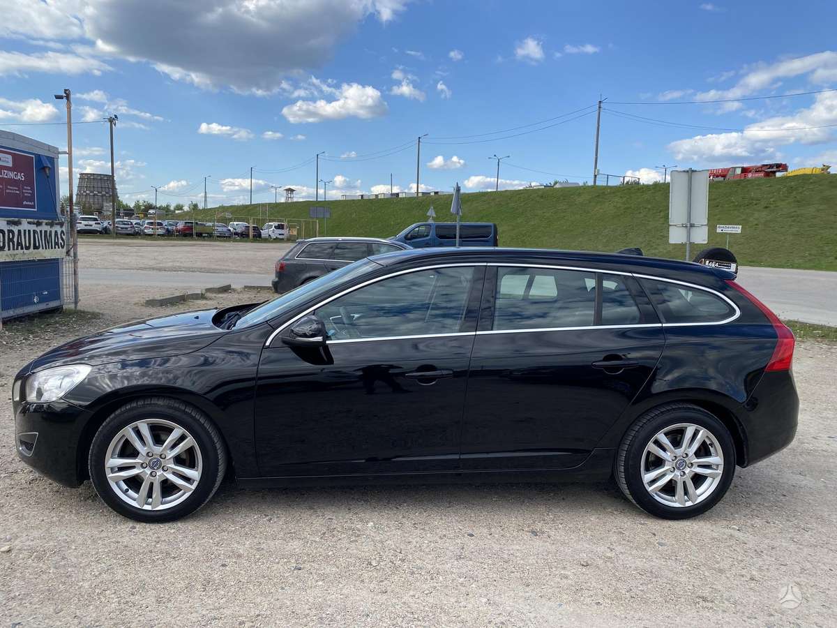 Volvo V60, 2.0 l., Универсал