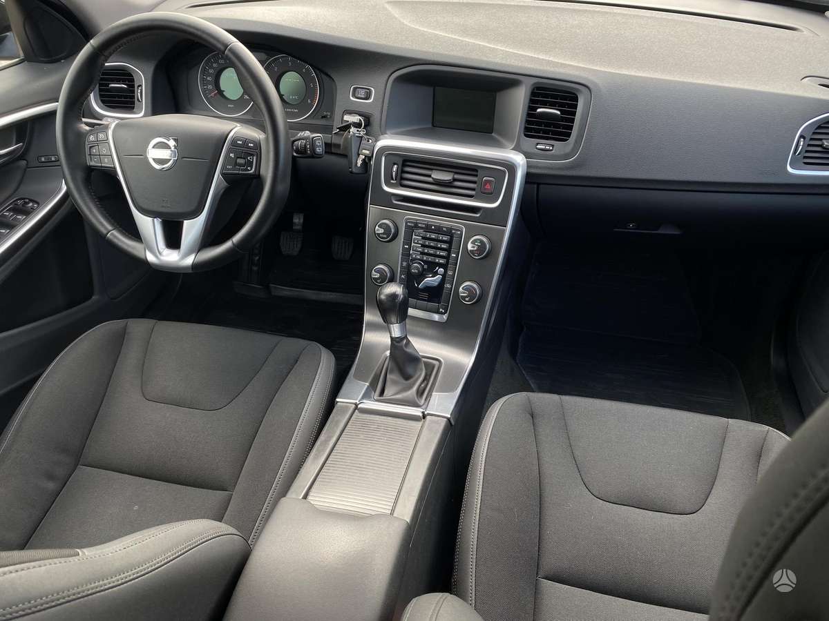 Volvo V60, 2.0 l., Универсал
